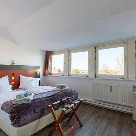 Meerland 3*