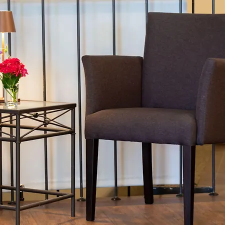 Meerland מלון 3*