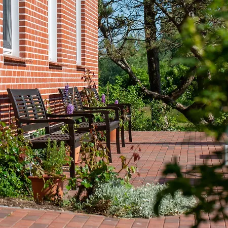 Meerland Отель Пельворм