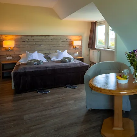 Meerland Отель Пельворм