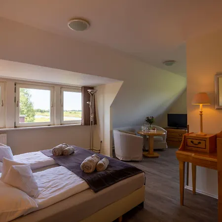 Meerland 3* פלוורם